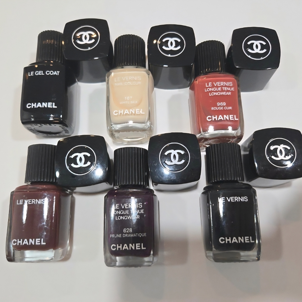 Chanel 7 Pieces Nail Polish Sets: 5×Le Vernis Nail Polish+Le Gel Top Coat+ Pouch - Picture 3 of 12